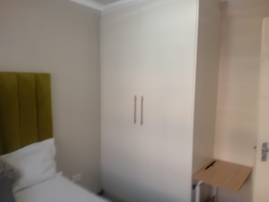 To Let 2 Bedroom Property for Rent in Beacon Bay Eastern Cape